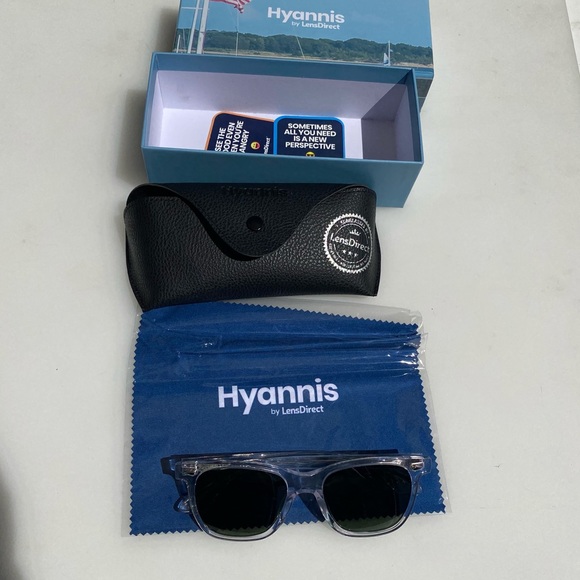 NWT HYANNIS Limited Edition Sunglasses